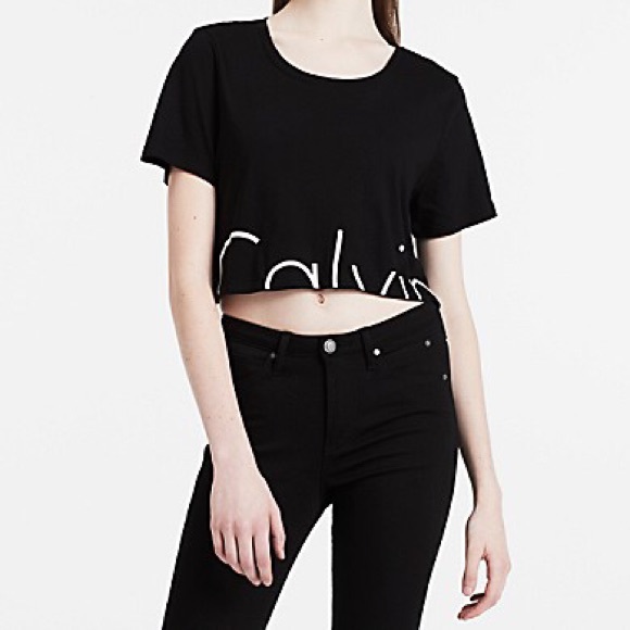 Calvin Klein Tops - 🌿CLOSET CLEAR OUT🌿 Calvin Klein Crop Top